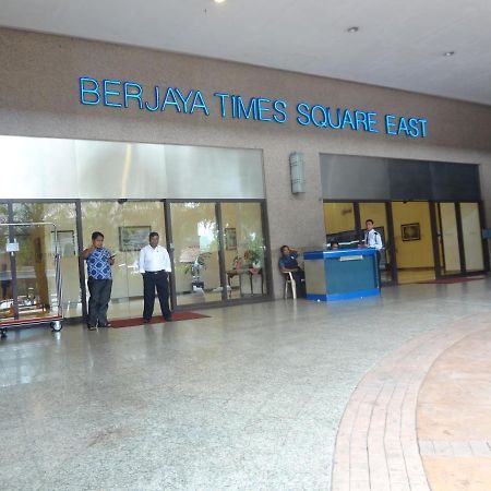 Malaysia Suites At Times Square Kl Куала Лумпур Екстериор снимка