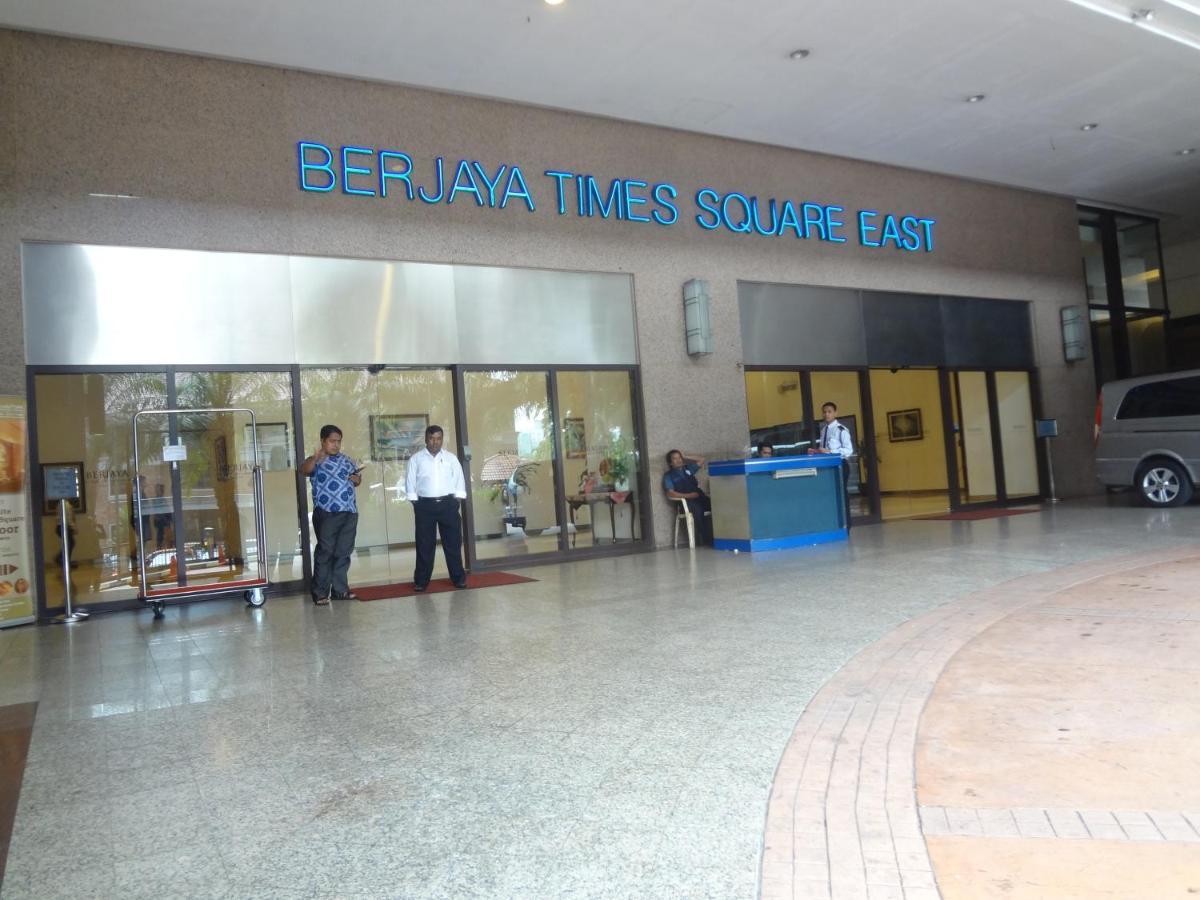 Malaysia Suites At Times Square Kl Куала Лумпур Екстериор снимка
